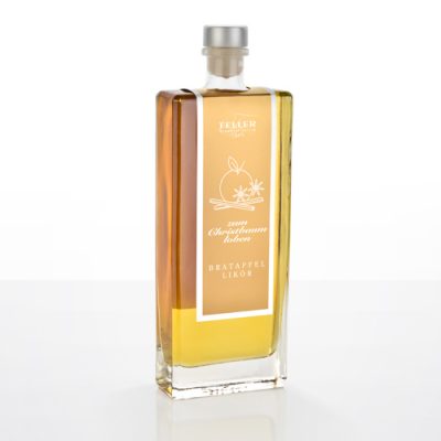 Bratapfel-Likör zum Christbaumloben der Brennerei Feller